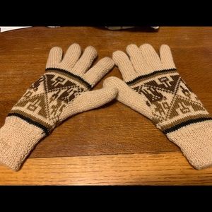 100% Alpaca Peruvian knitted Bernie Sanders gloves